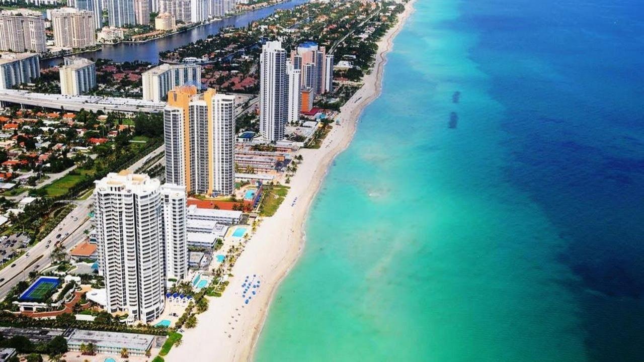 1, 2 And 3 Bedroom Ocean Condos With Balcony Sunny Isles Beach Esterno foto